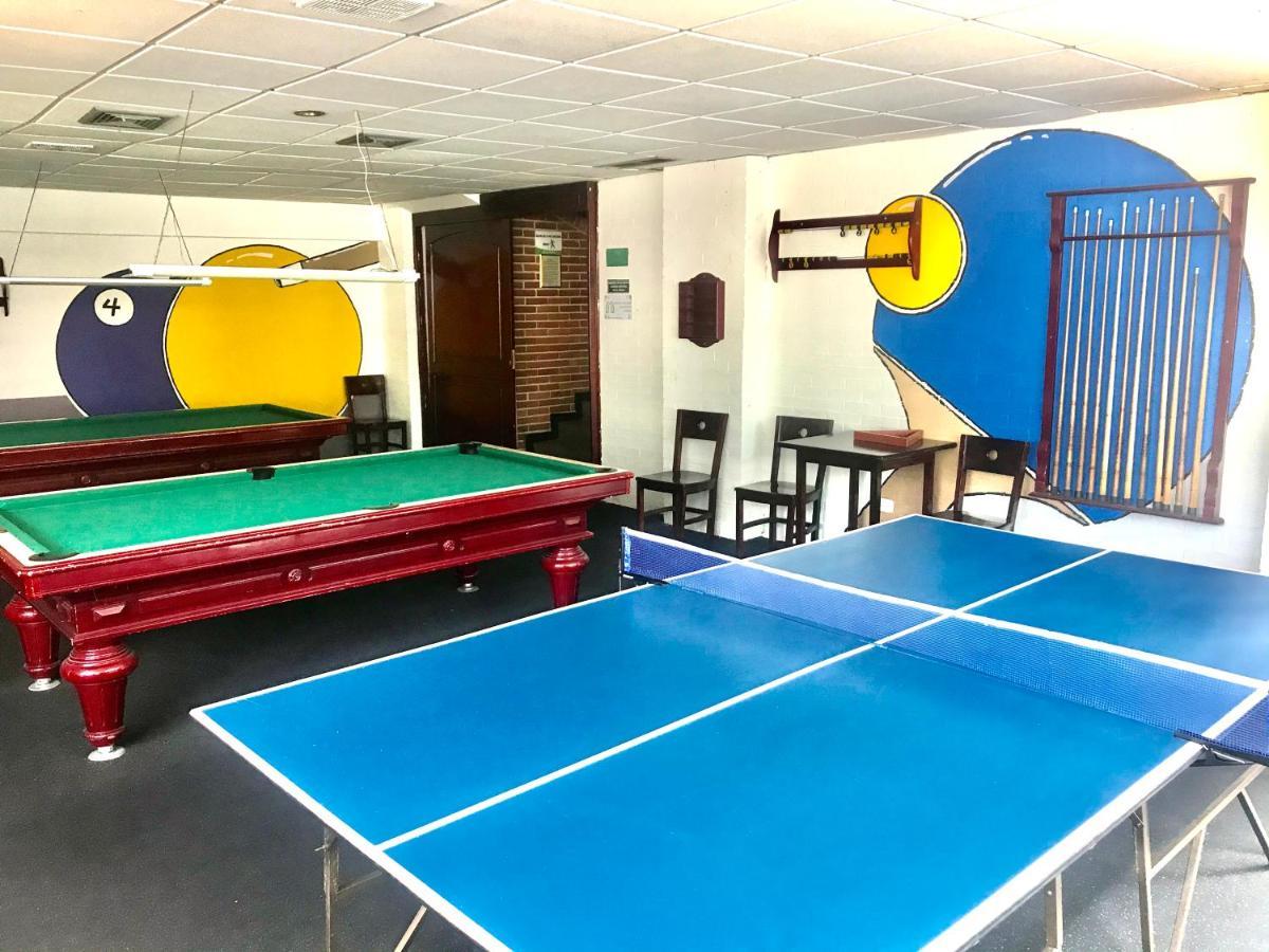 Casa Morales Hotel Internacional Y Centro De Convenciones 이바게 외부 사진 The Games Room